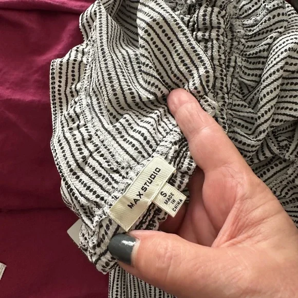 Max Studio Textured black white pattern  Jumpsuit size small - Picture 7 of 8